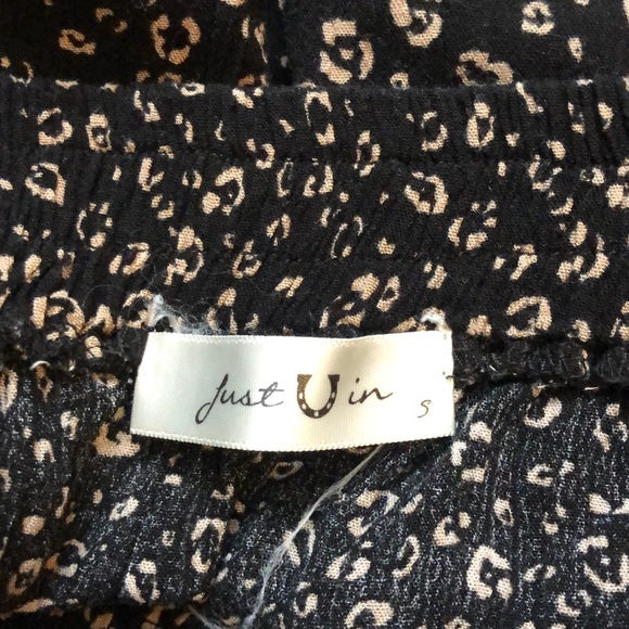 FLOWY LEOPARD PRINT SHORTS - Picture 4 of 4